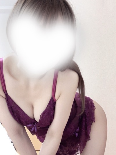 七海さな（体験入店割）さんの写真